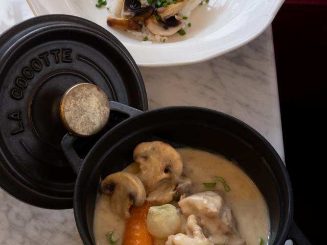 Rocaille - Bistrot, terrasse, vins Blanquette de veau maison (suggestion)