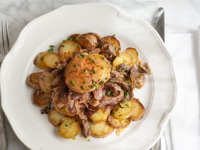 Rocaille - Bistrot, terrasse, vins Confit de canard, foie gras poêlé