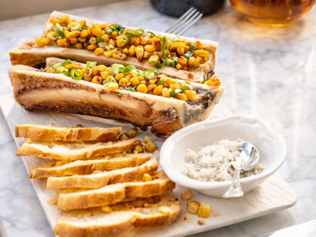 Rocaille - Bistrot, terrasse, vins Os à moelle maïs roti